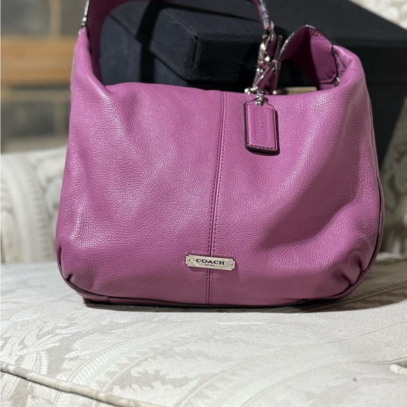 Coach Avery Fuchsia Leather Hobo Bag - Picture 2 of 11